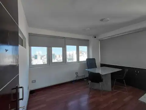 25 de mayo 100, Piso 10