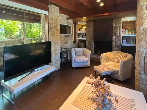 Casa en Venta en Los Troncos, USD 535.000