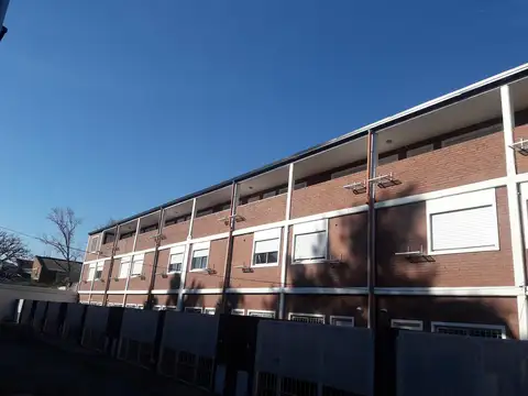 Av. San Marrtin  al 1500 Granadero Baigorria