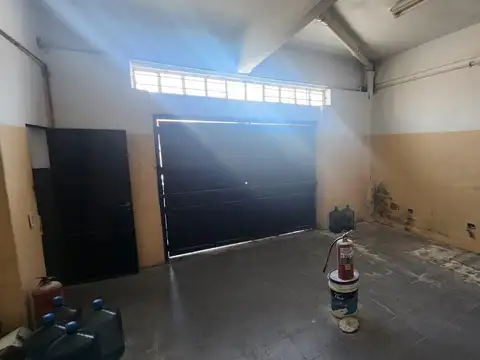 Galpón Losa y Parabólico 1038 m² c/ Frente y salida a 2 calles - Ciudad Madero