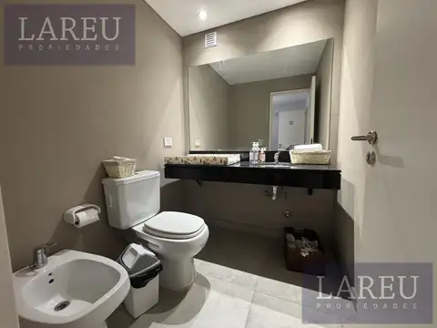 MERIDIANO BUSINESS CENTER