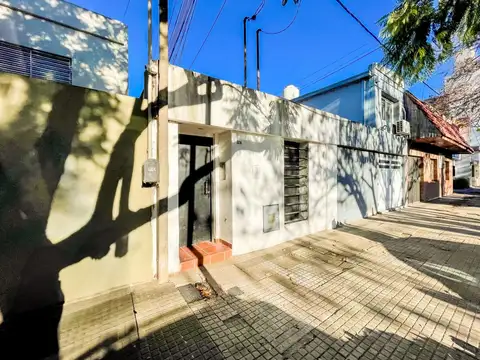 Depto Tipo Casa en Venta de 2 ambientes