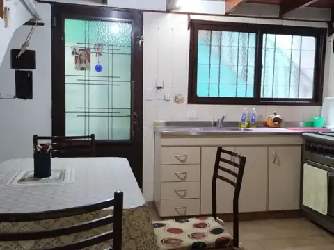 Depto Tipo Casa en Venta en Lanus Oeste, USD 75.000
