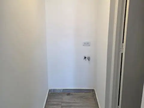 Depto Tipo Casa en Venta al Este
