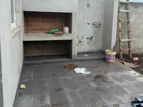 Casa 4 ambientes con 3 baños