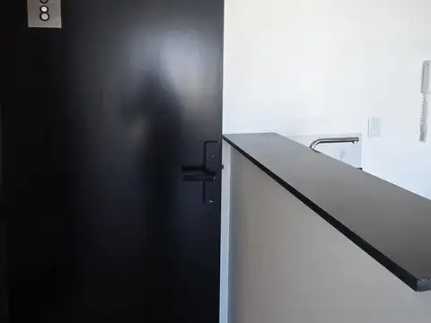 Lavallol 2500, Piso 5