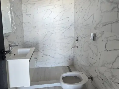 Lavallol 2500, Piso 5