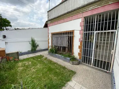 Depto Tipo Casa en Venta de 2 ambientes