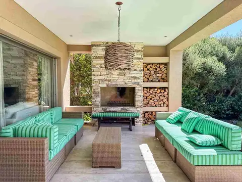 Casa en Venta de 5 dormitorios