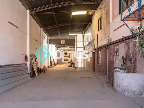 GALPÓN EN VENTA 600 m2 - SE PUEDE FINANCIAR - ZONA PARQUE INDUSTRIAL