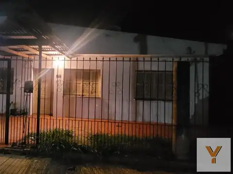 Casa en venta - 3 Dormitorios 1 Baño - Cochera- 311Mts2 - Posadas