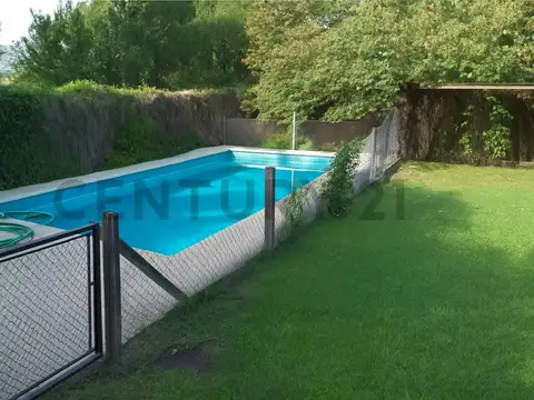 VENTA CASA 4 AMBIENTES CON PILETA-APTO CREDITO EN SAN MIGUEL