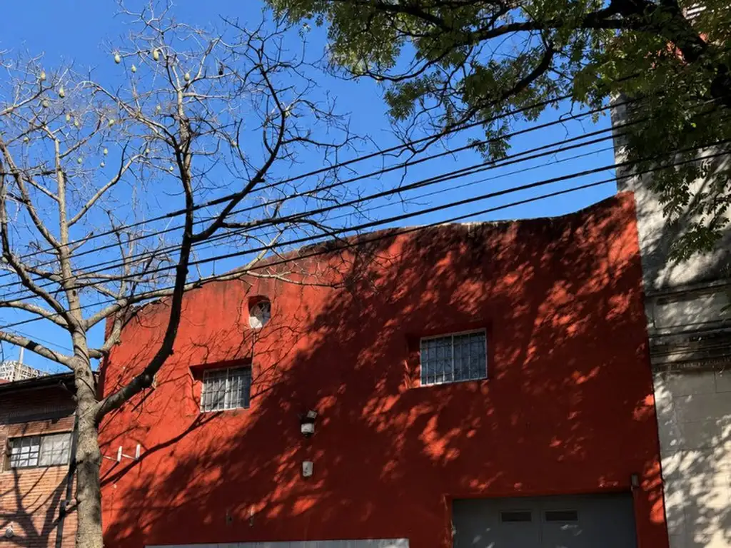 José Mármol 1700