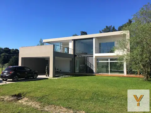 Casa en Venta en Countries y Barrios Cerrados en Berazategui, Partido de Berazategui