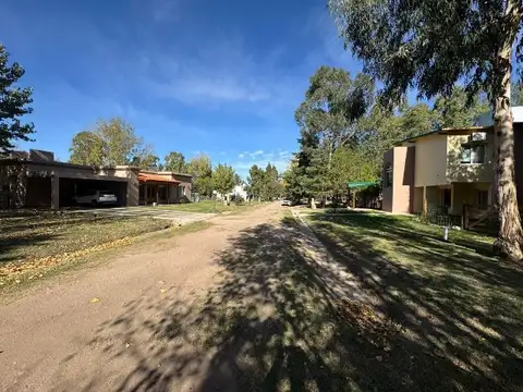 Terreno en Venta en Juana Koslay, USD 46.000