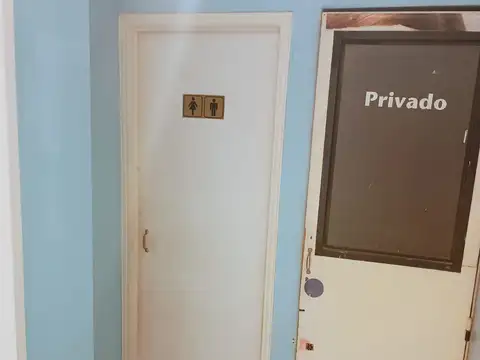 Local en Alquiler Via Púb.