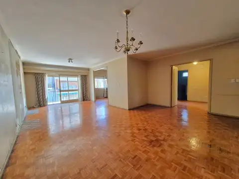 4 ambientes en venta - Recoleta - Palier y Baulera