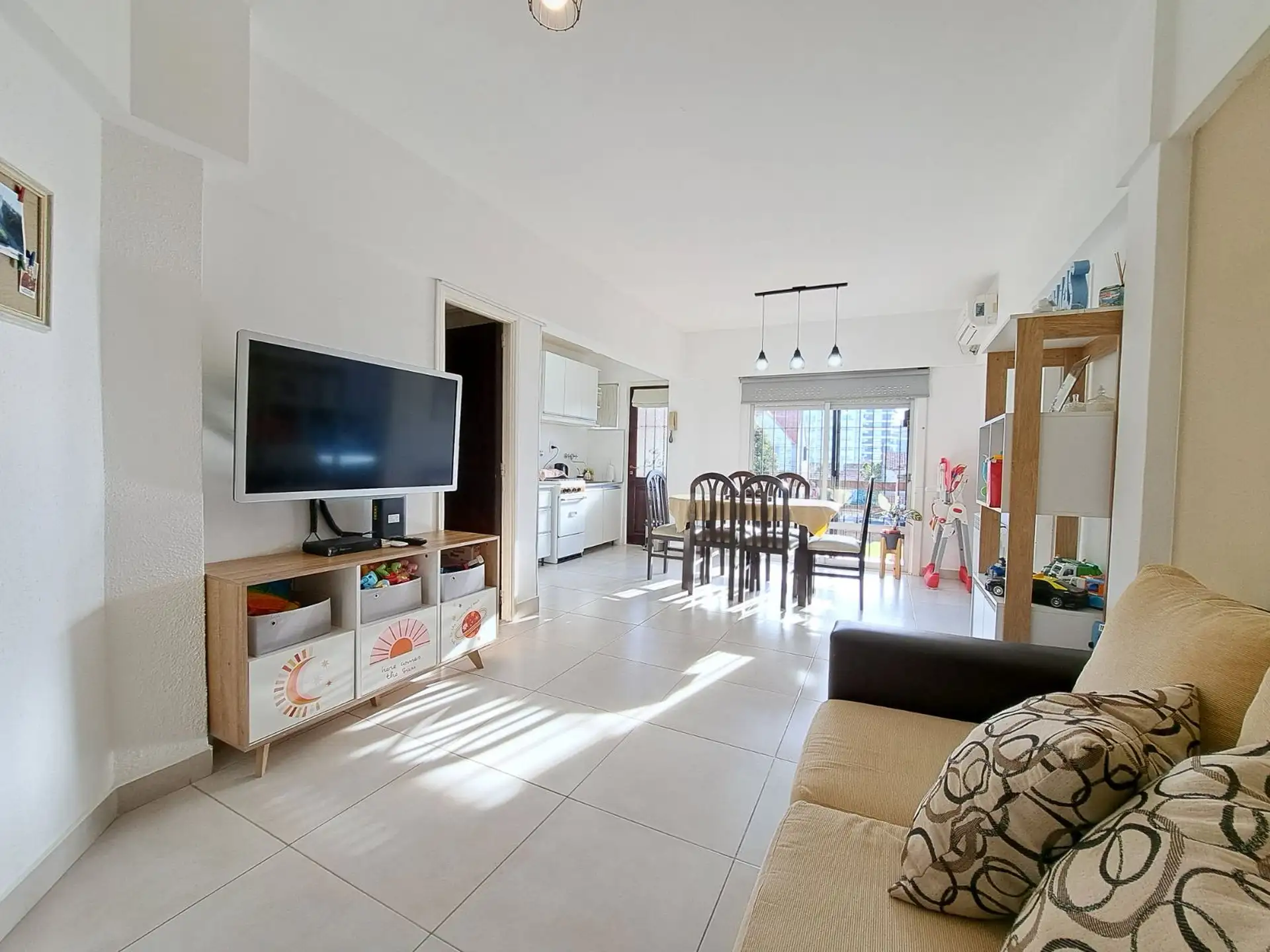Depto 2 amb, 40m² en Varese, reciclado, con balcón