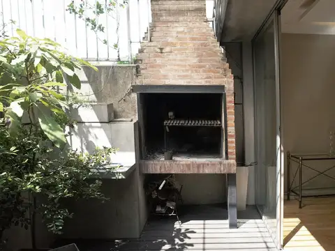 Petit hotel en gran ubicación de Palermo. Ideal edificio comercial.