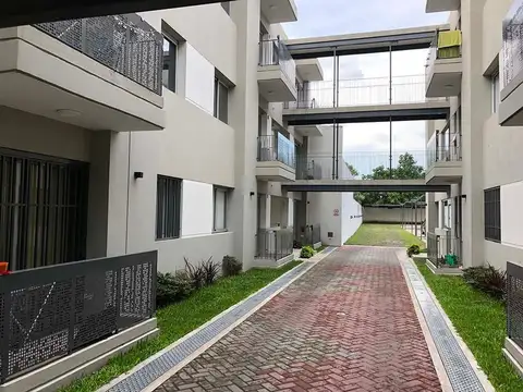 EXCELENTE DEPARTAMENTO EN PLANTA BAJA!! 