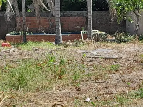 Terreno en Venta 48  mts Fondo