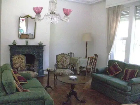 Casa en Venta de 9 dormitorios