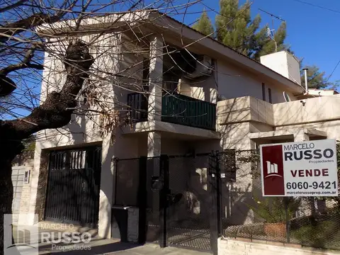 CASA 3 AMBIENTES – PARQUE JOHNSTON