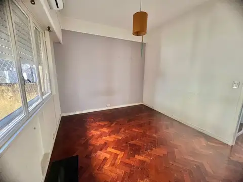 VENTA DEPTO 3 AMB CON ESCRITORIO APTO CR CABALLITO