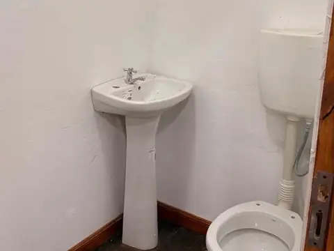 Oficina en Alquiler en Goya, $ 400.000