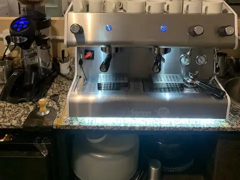 Local en Venta 35 años