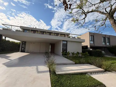 Gran casa en alquiler en Puertos del Lago - Vistas a la laguna- MAROTO PROPIEDADES