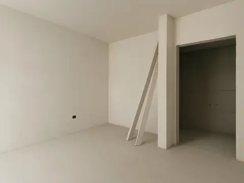 Juan Ramirez De Velazco 600