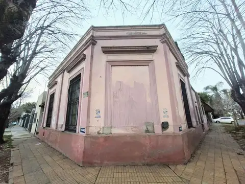 VENTA PH CON PATIO QUILMES CENTRO