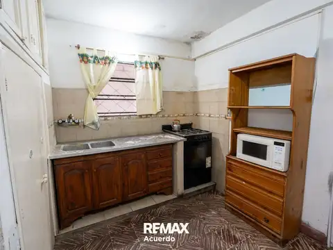 VENTA DE CASA + DEPTO EN ZONA CENTRICA SAN NICOLAS