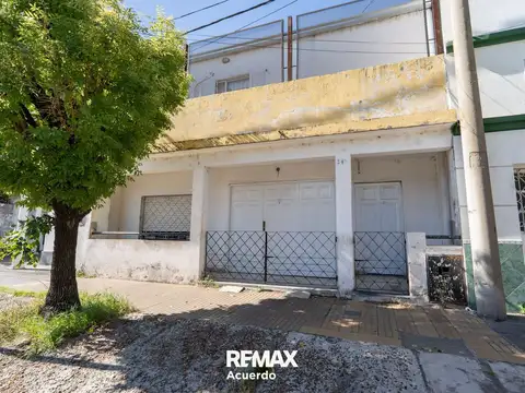 VENTA DE CASA + DEPTO EN ZONA CENTRICA SAN NICOLAS