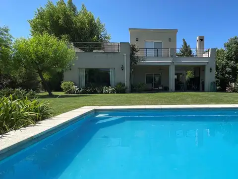 Casa en Alquiler en Haras Santa Maria - El Molino, Countries y Barrios Cerrados en Escobar