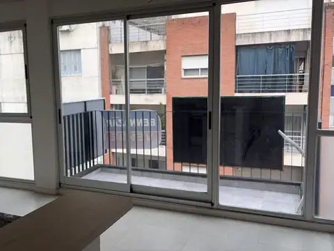 Moderno monoambiente con balcon a estrenar