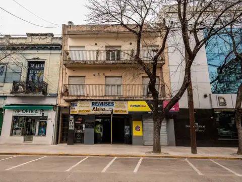 Local en Venta 50 años