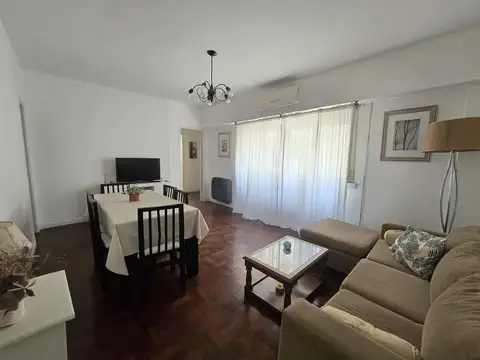 Avenida Luis María Campos 700
