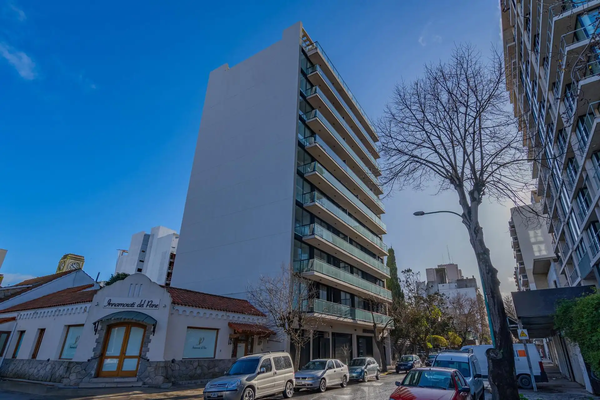 Departamento a estrenar en excelente edificio de zona Güemes Residencial