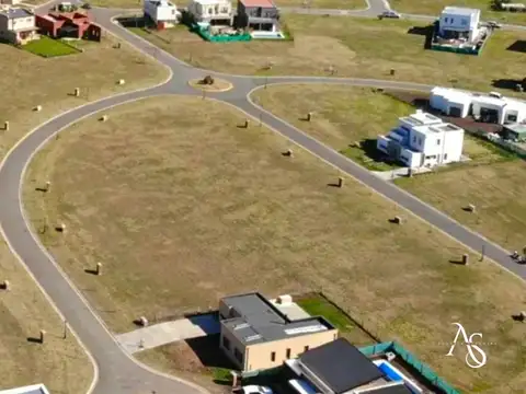 Terreno en Venta 30  mts Fondo