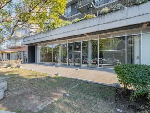 Holmberg 2400, Piso 0