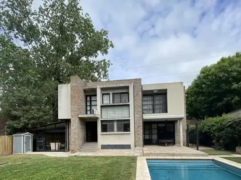 Casa en venta Parque Leloir