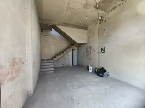 Local en Alquiler en Lanus Este, $ 1.400.000