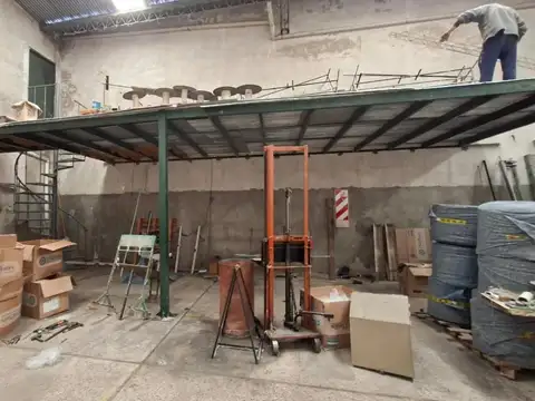 Galpon en Alquiler en Centro, $ 2.500.000