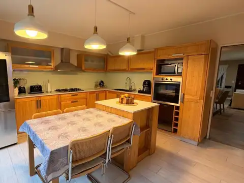 Depto Tipo Casa en Venta de 4 ambientes
