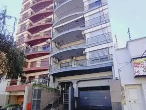Alquiler de departamento 3 ambientes con cochera en wilde