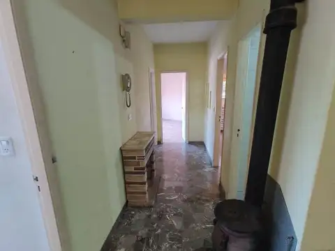 Depto Tipo Casa 4 ambientes con 1 baño