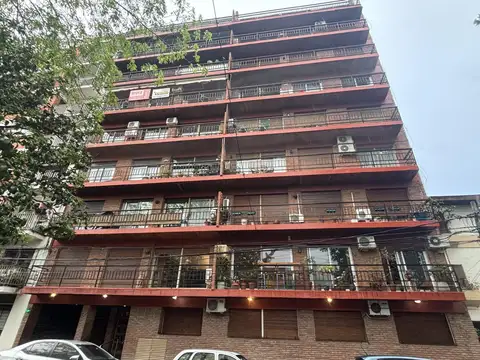 VENTA DEPARTAMENTO 4 AMBIENTES MÁS DEPENDENCIA EN BAJO DE OLIVOS