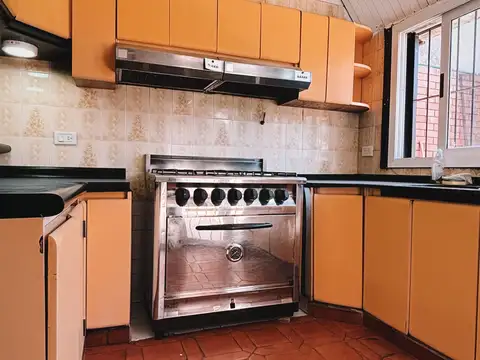 Depto Tipo Casa 3 ambientes con 1 baño